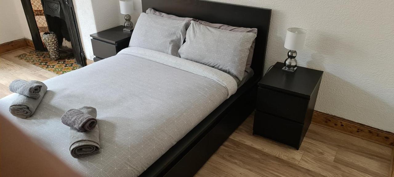 Rozina Apartment ペイズリー エクステリア 写真
