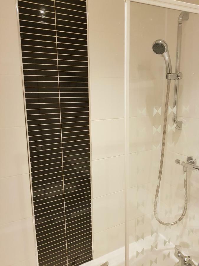 Rozina Apartment ペイズリー エクステリア 写真